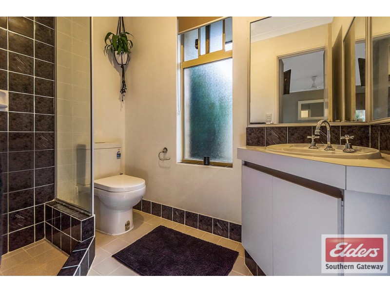 19 RILEY PLACE, Leda WA 6170