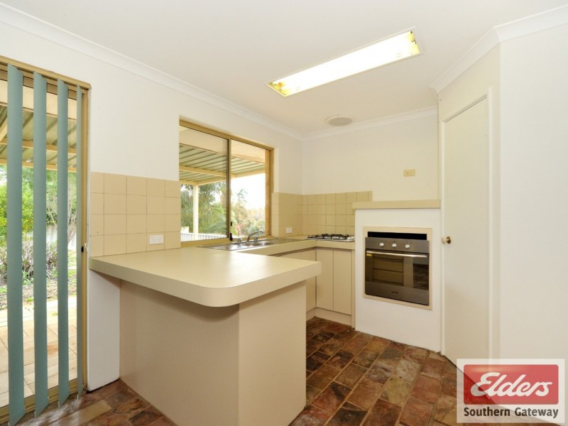 12 BRIGNELL GARDENS, Parmelia WA 6167