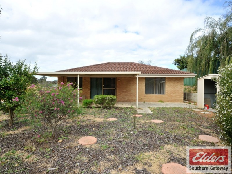 12 BRIGNELL GARDENS, Parmelia WA 6167