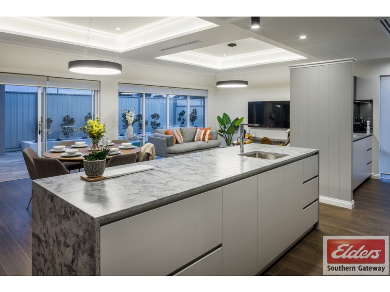 15 Chamaeleon Approach, Australind WA 6233