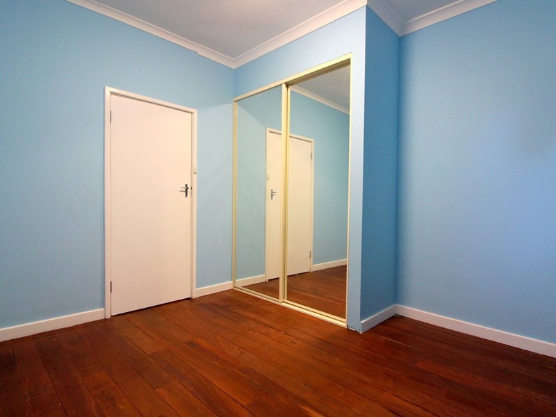 4 Munday Way, Medina WA 6167