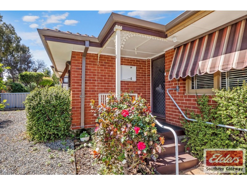 6 Fennager Way, Calista WA 6167