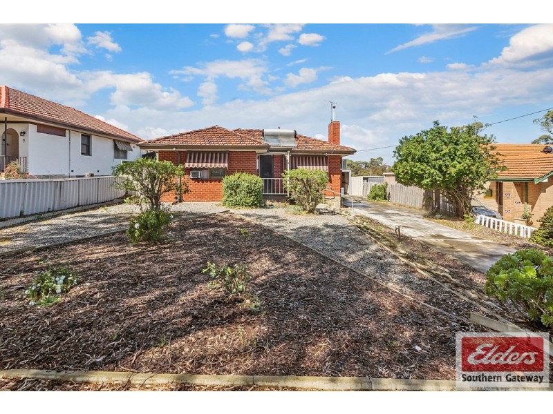6 Fennager Way, Calista WA 6167