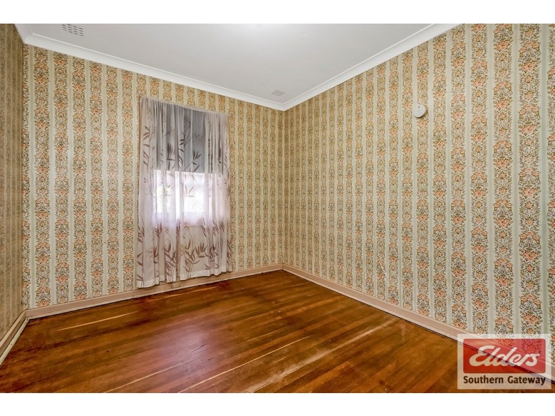 6 Fennager Way, Calista WA 6167