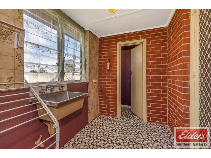 6 Fennager Way, Calista WA 6167