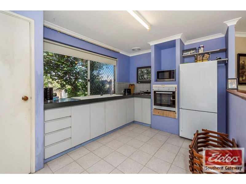 10 Sheoak Heights, Parmelia WA 6167