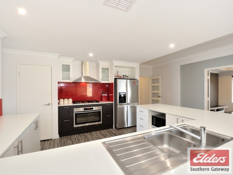 2 Mentor Street, Baldivis WA 6171