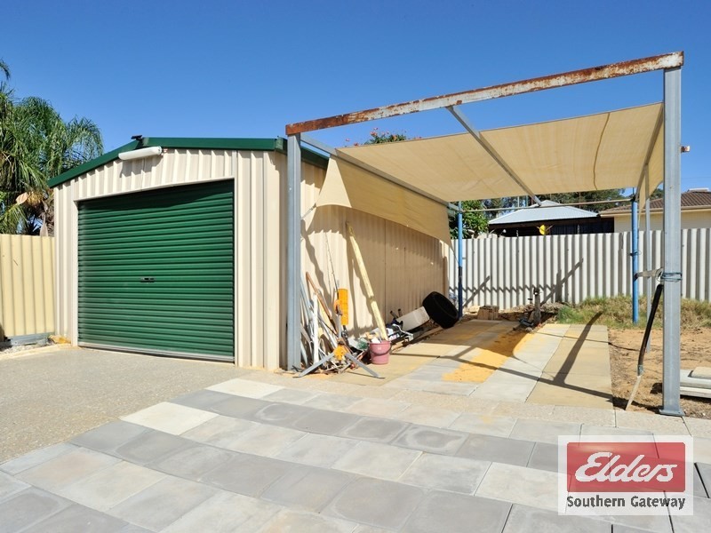 22 Casserley Way, Orelia WA 6167