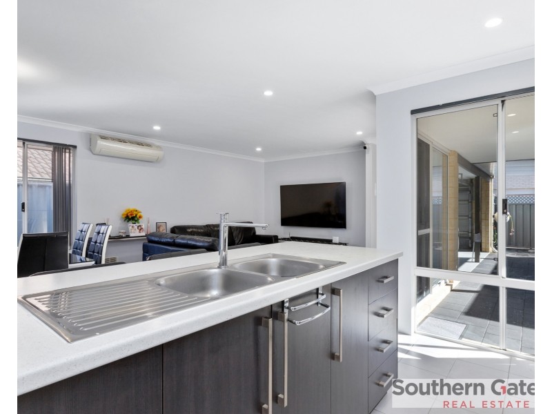 9 Hendon Vista, Wellard WA 6170