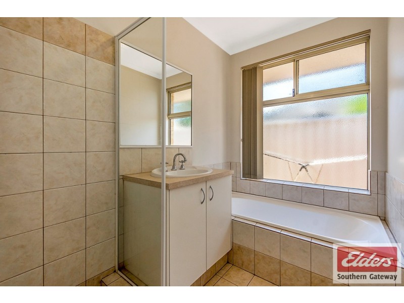 11 Stokesay Street, Orelia WA 6167