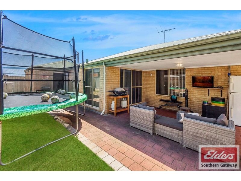 11 Stokesay Street, Orelia WA 6167