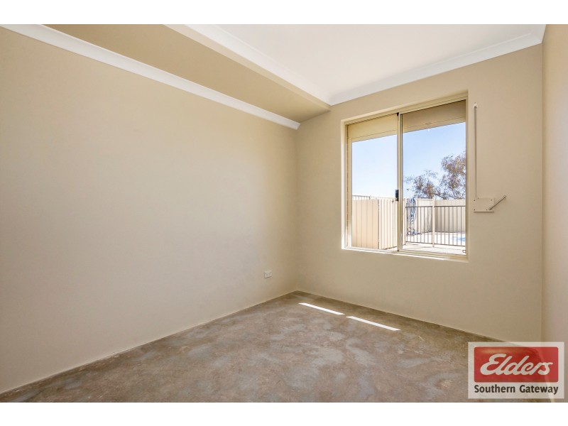 47 Colchester Avenue, Orelia WA 6167