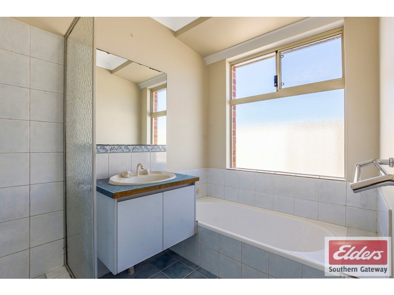 47 Colchester Avenue, Orelia WA 6167