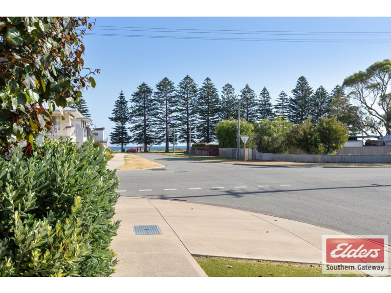 34A Watts Road, Shoalwater WA 6169