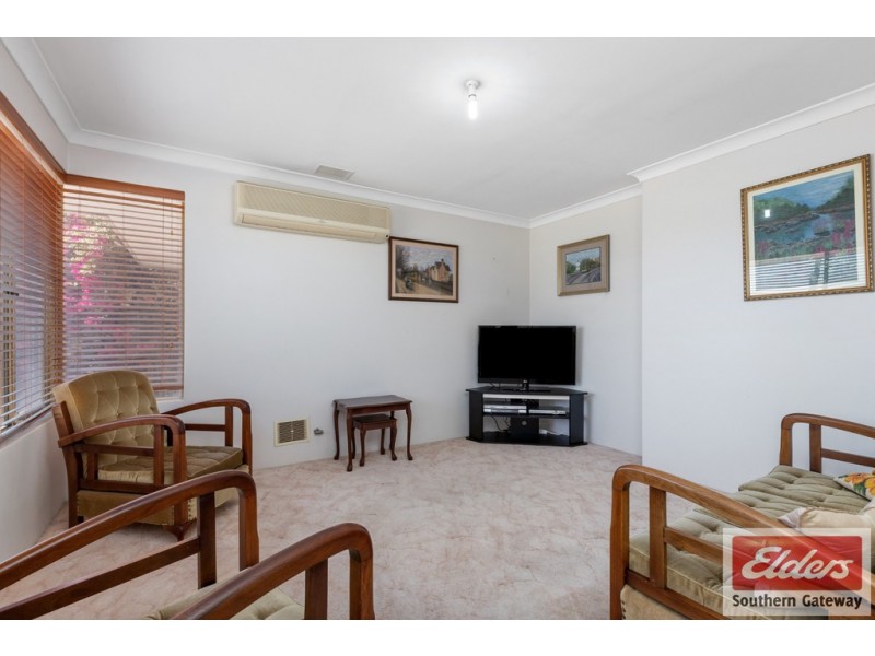 90 Cambridge Crescent, Cooloongup WA 6168