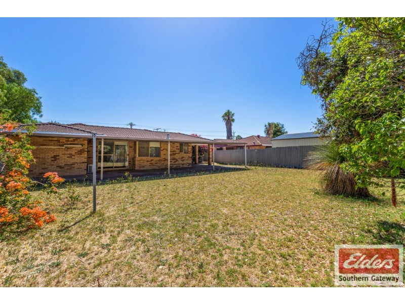 90 Cambridge Crescent, Cooloongup WA 6168