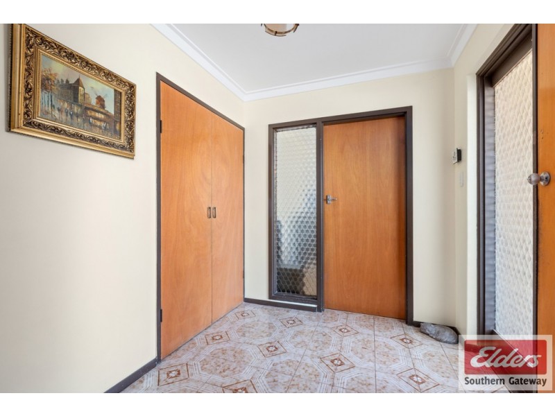 17 Adamson Road, Parmelia WA 6167