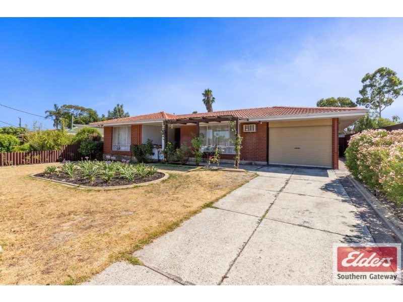 17 Adamson Road, Parmelia WA 6167