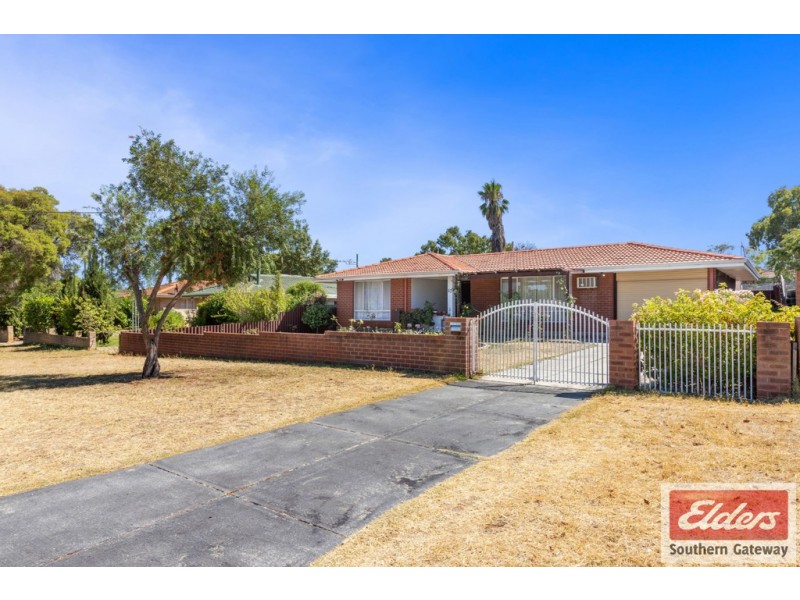 17 Adamson Road, Parmelia WA 6167