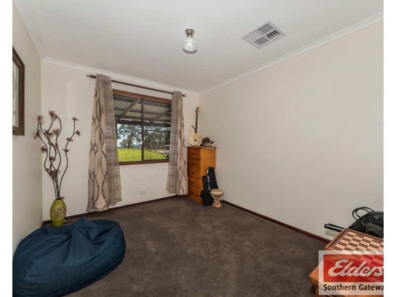 40 Pruden Road, Whitby WA 6123