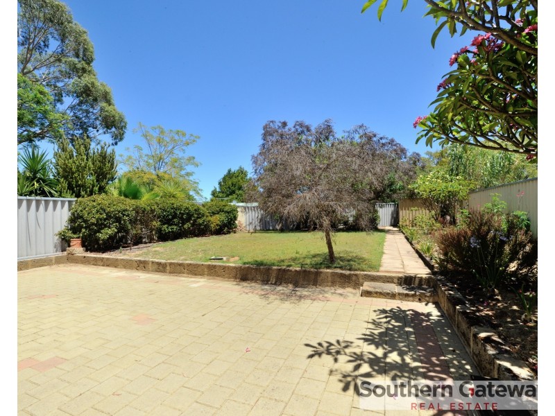 10 Maydwell Way, Calista WA 6167