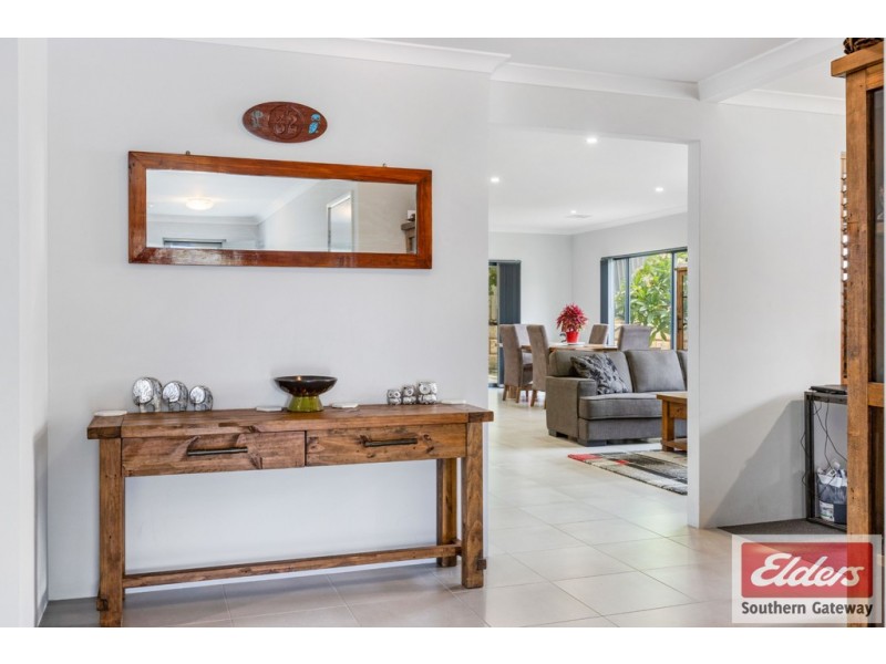 32 Dalrymple Drive, Leda WA 6170