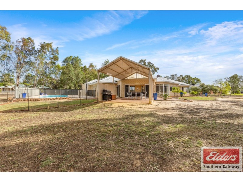 10 Beacham Road, Serpentine WA 6125