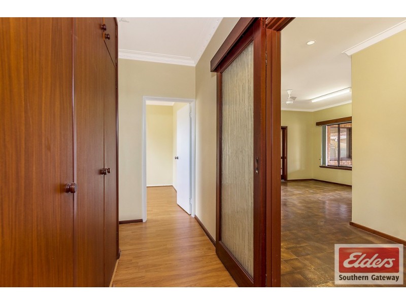 1 Leigh Street, Dudley Park WA 6210