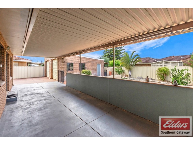 1 Leigh Street, Dudley Park WA 6210