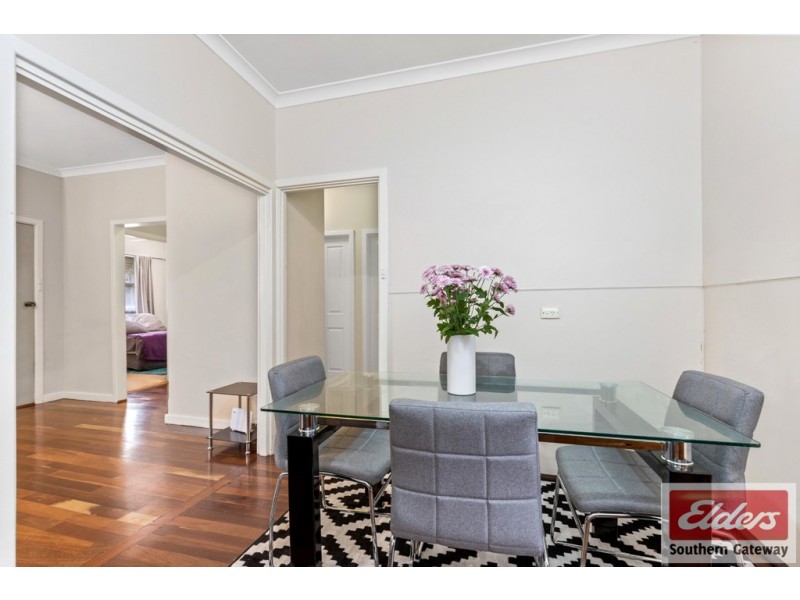 10 Clint Way, Calista WA 6167