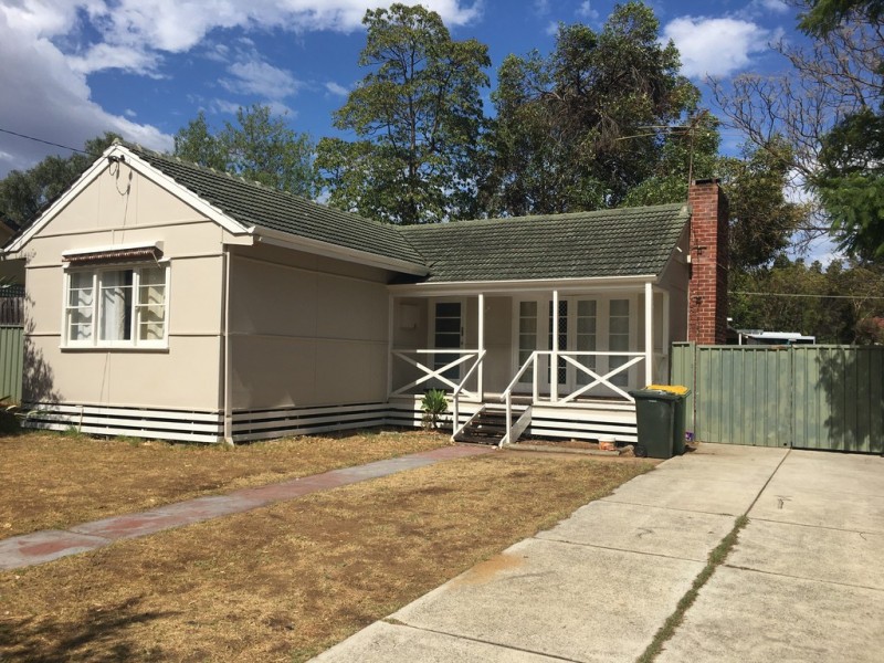 30 GILMORE AVENUE, Medina WA 6167