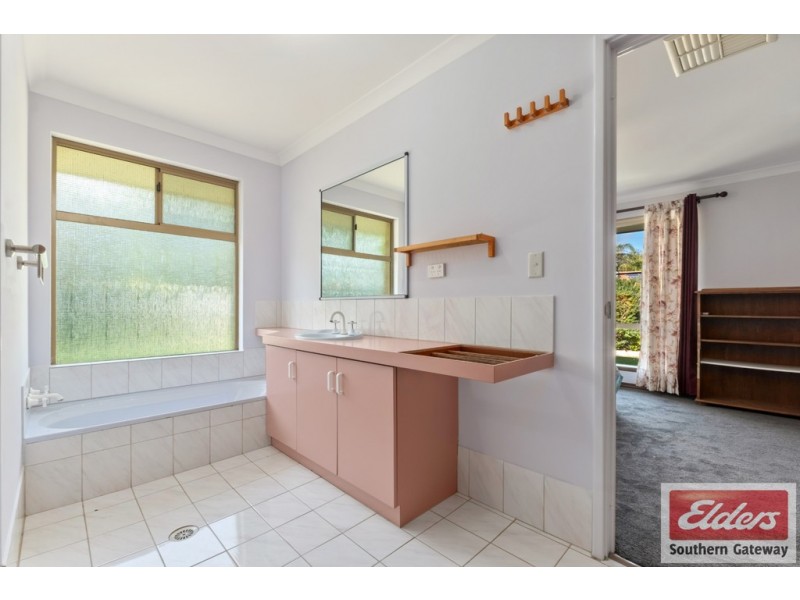 50 Numulgi Street, Armadale WA 6112