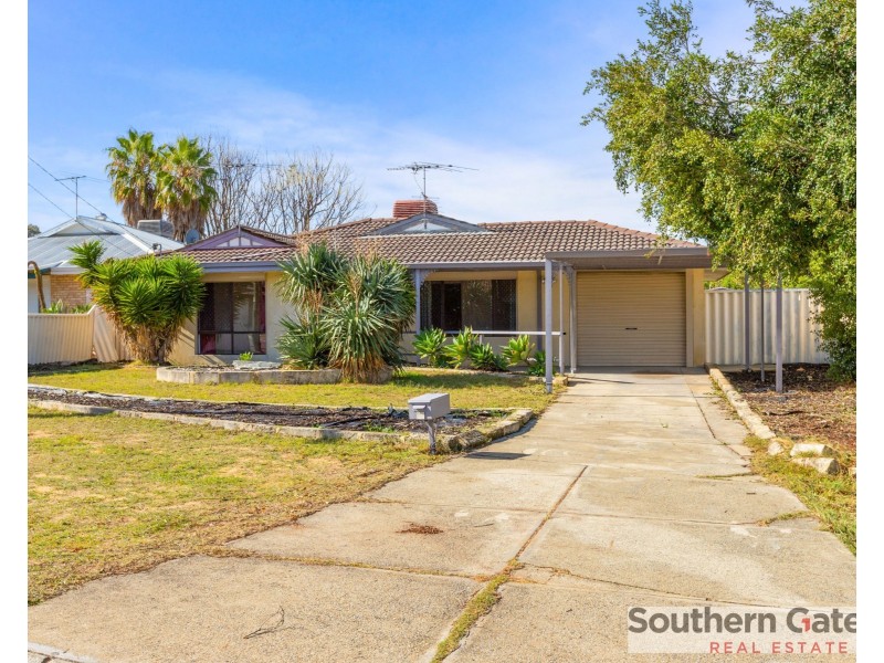 15 Cambey Mews, Parmelia WA 6167