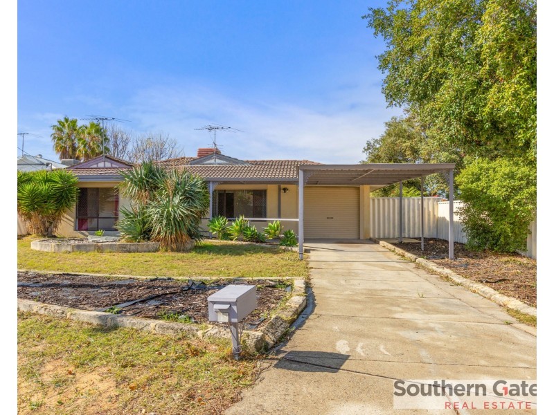 15 Cambey Mews, Parmelia WA 6167