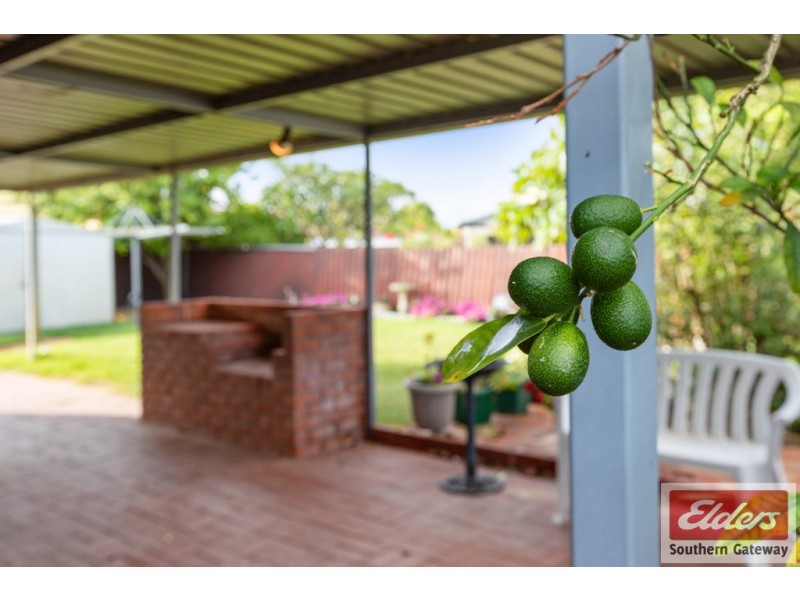 10 Willow Court, Cooloongup WA 6168