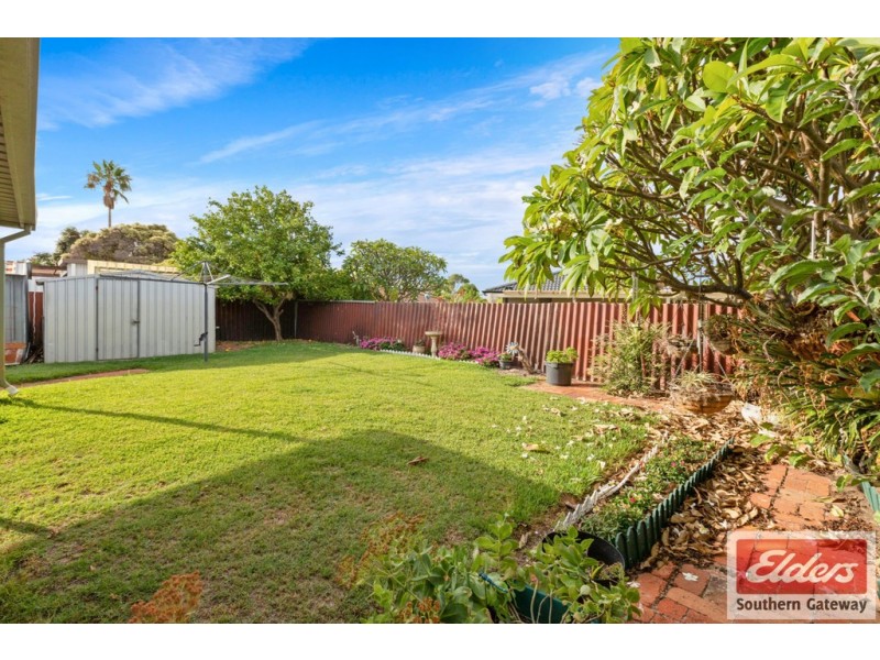 10 Willow Court, Cooloongup WA 6168