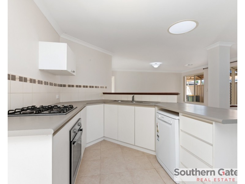 12 Gorman Place, Calista WA 6167