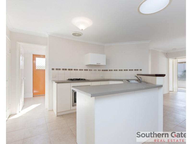 12 Gorman Place, Calista WA 6167