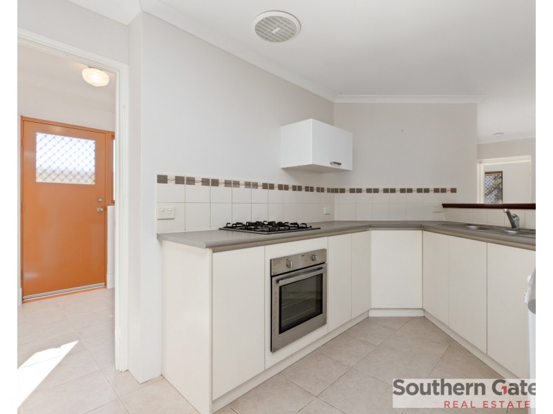 12 Gorman Place, Calista WA 6167