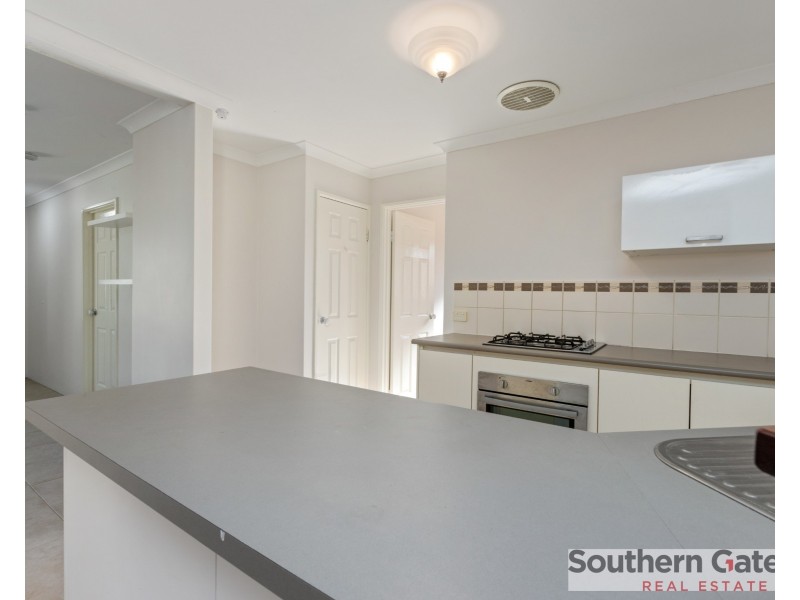 12 Gorman Place, Calista WA 6167