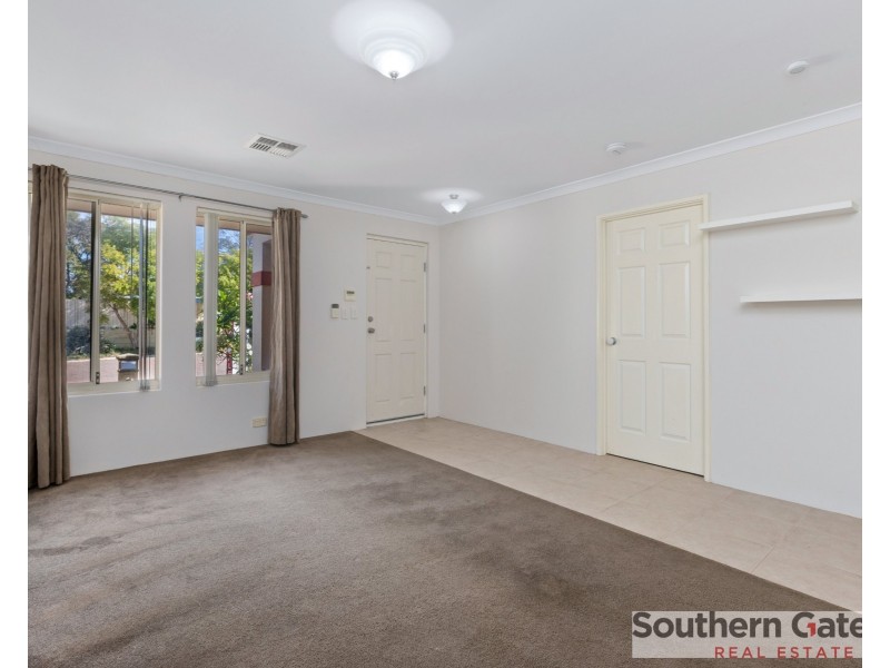 12 Gorman Place, Calista WA 6167