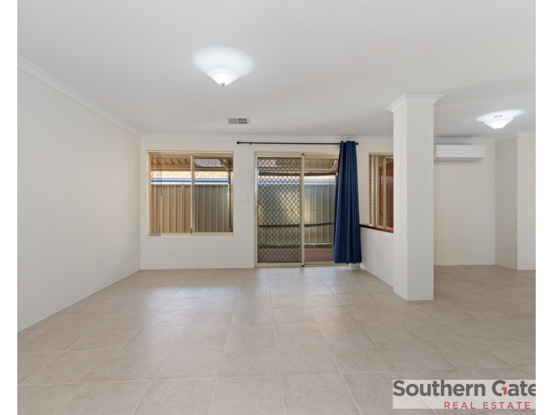 12 Gorman Place, Calista WA 6167