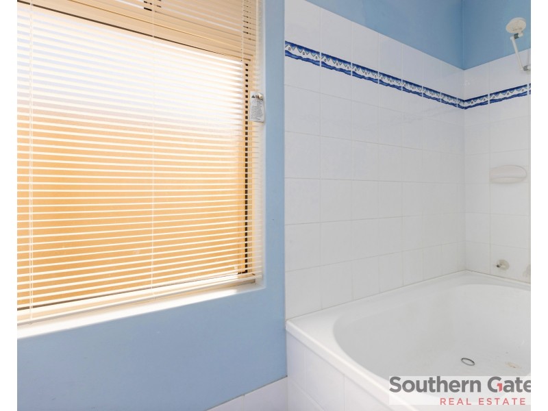 12 Gorman Place, Calista WA 6167