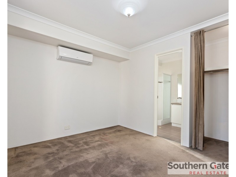 12 Gorman Place, Calista WA 6167