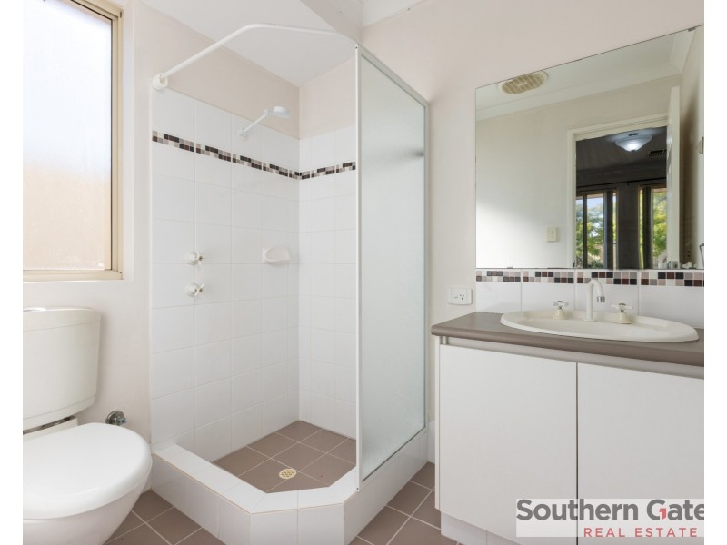 12 Gorman Place, Calista WA 6167