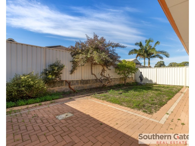 12 Gorman Place, Calista WA 6167