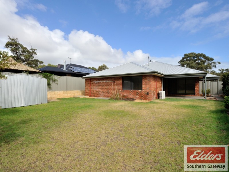 216 Runnymede Gate, Leda WA 6170