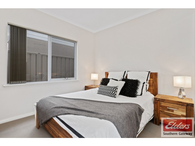 32A Watts Road, Shoalwater WA 6169