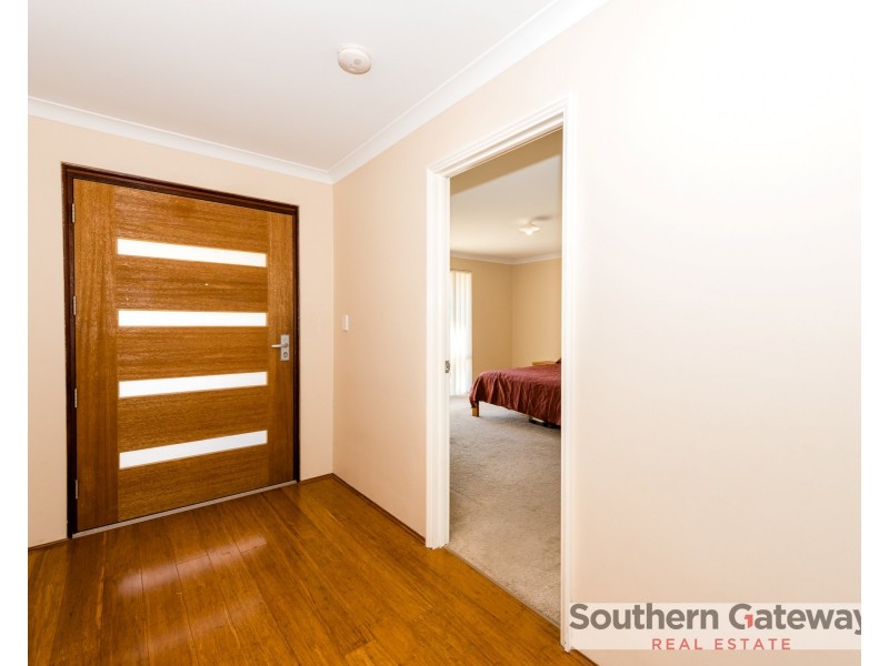 1 Cooeyup Close, Ravenswood WA 6208