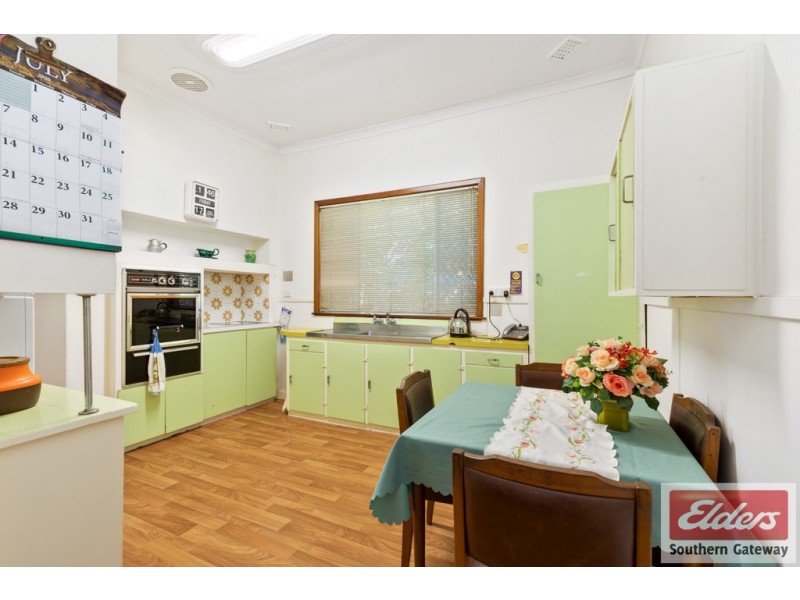 16 Norman Street, St James WA 6102